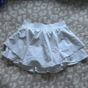 White Tiered Flowy Lululemon Skirt - Court Rival High Rise Skirt